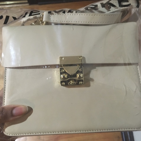 Pixie Market leather Vanilla Box Bag - Never Used - Picture 3 of 8